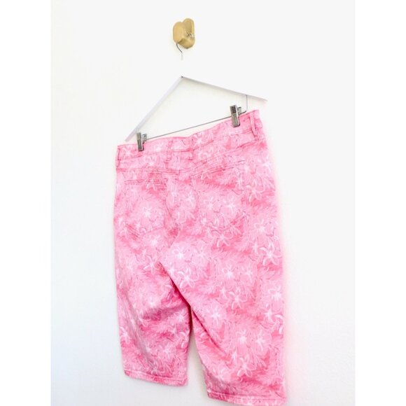 NEW! Tommy Bahama Boardwalk Bermuda Denim Shorts Soft Flamingo Pink SZ 36 - Picture 6 of 8